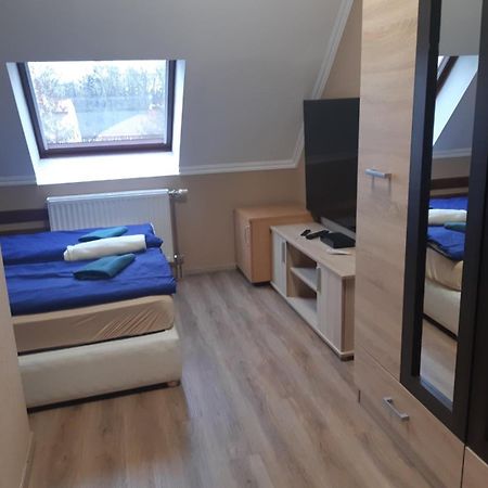 Bajnok Apartman Heviz Exterior photo