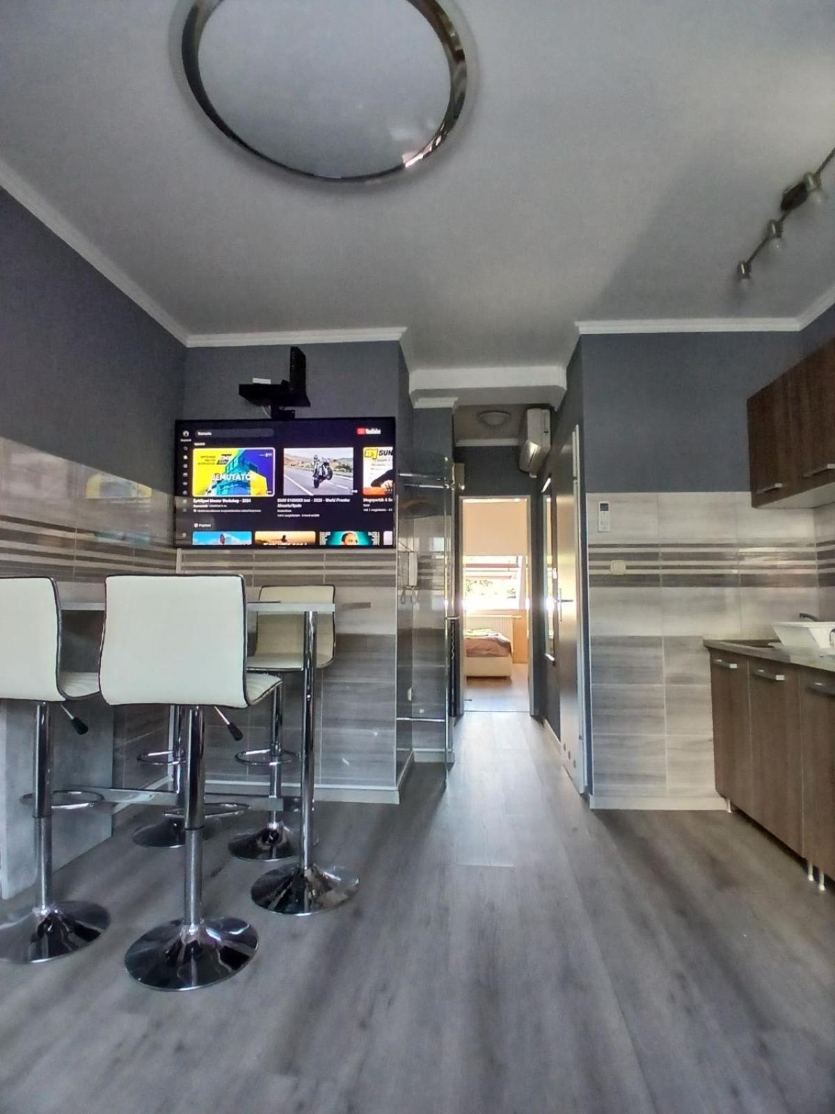 Bajnok Apartman Heviz Exterior photo
